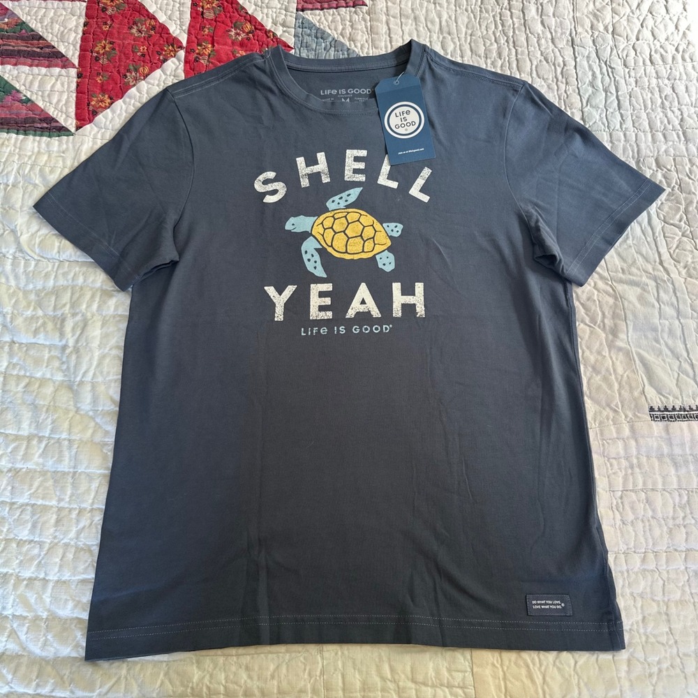Life Is Good Crusher T-Shirt Shell Yeah Sea Turtle Slate Blue Mens Medium NWT